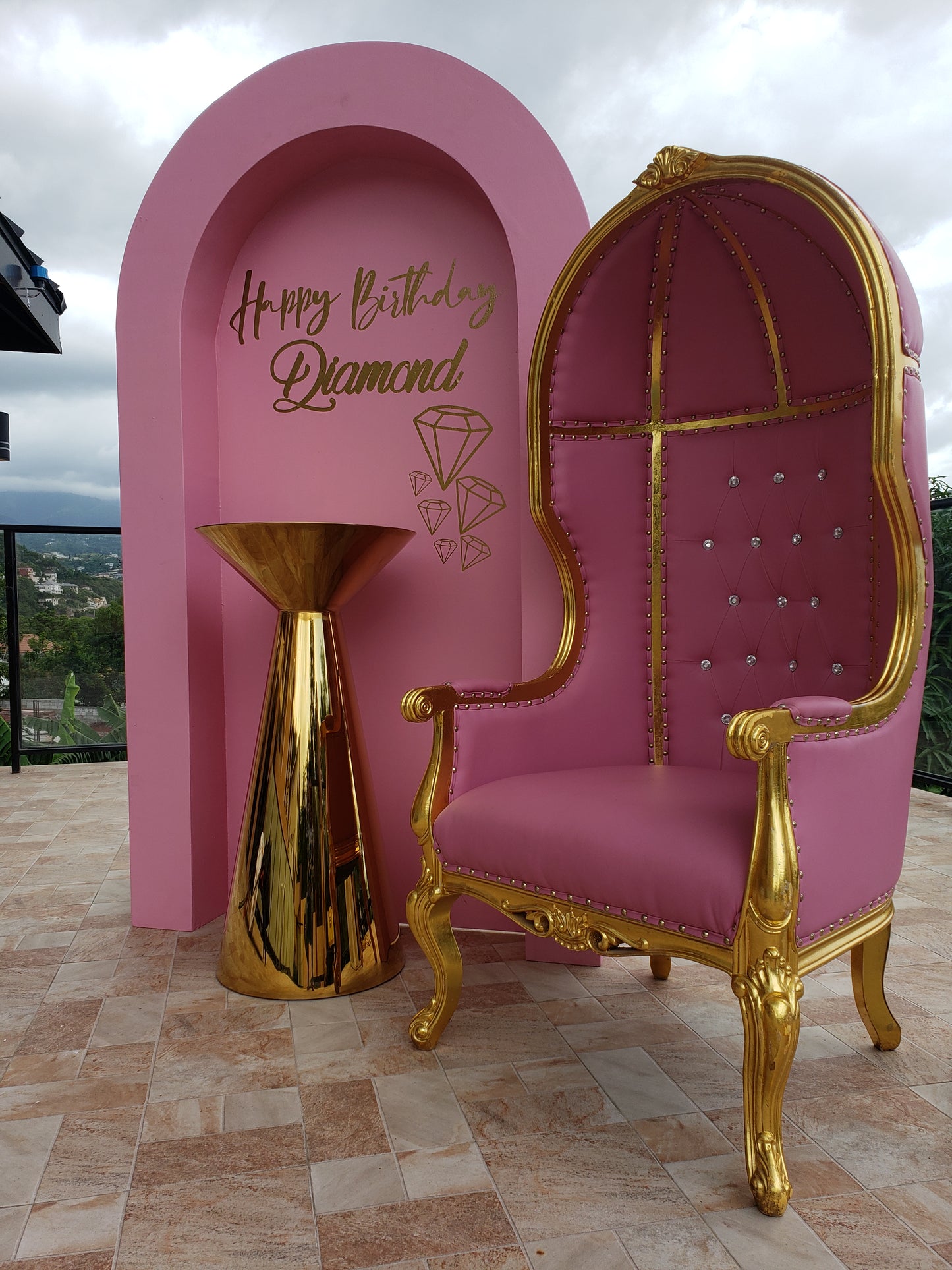 Canopy Throne Chair