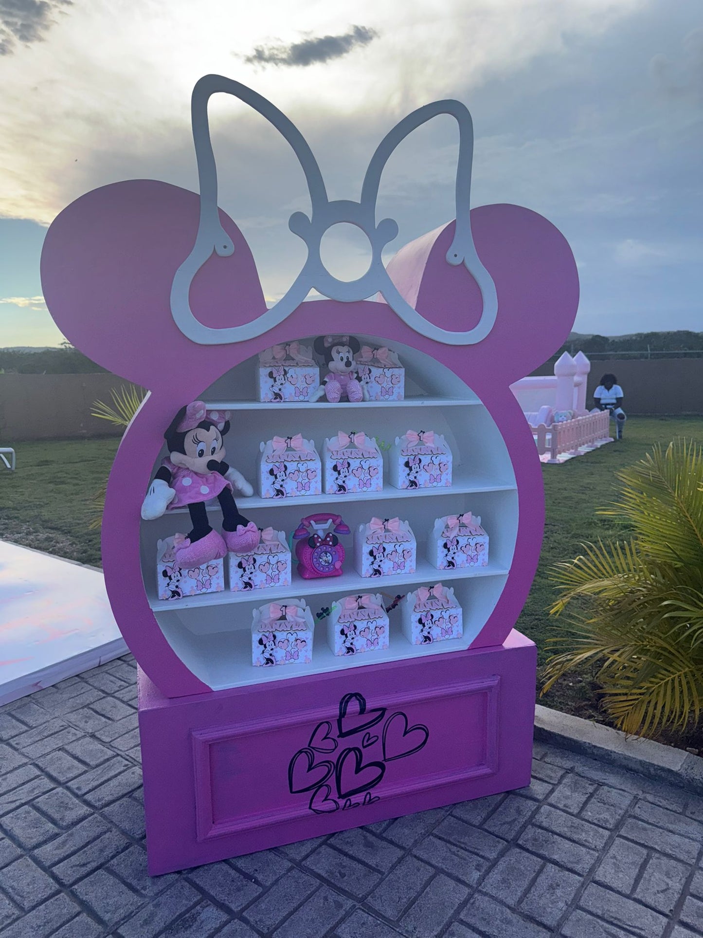 Minnie Mouse Display Shelf