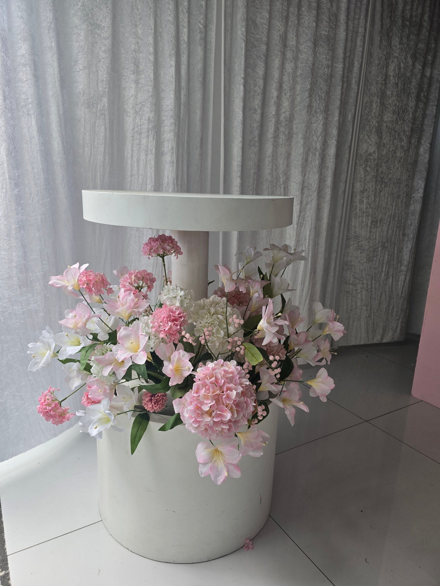 Luxury backdrop rental Jamaica
Gold chiavari chair rental Jamaica
Kids party rental Jamaica