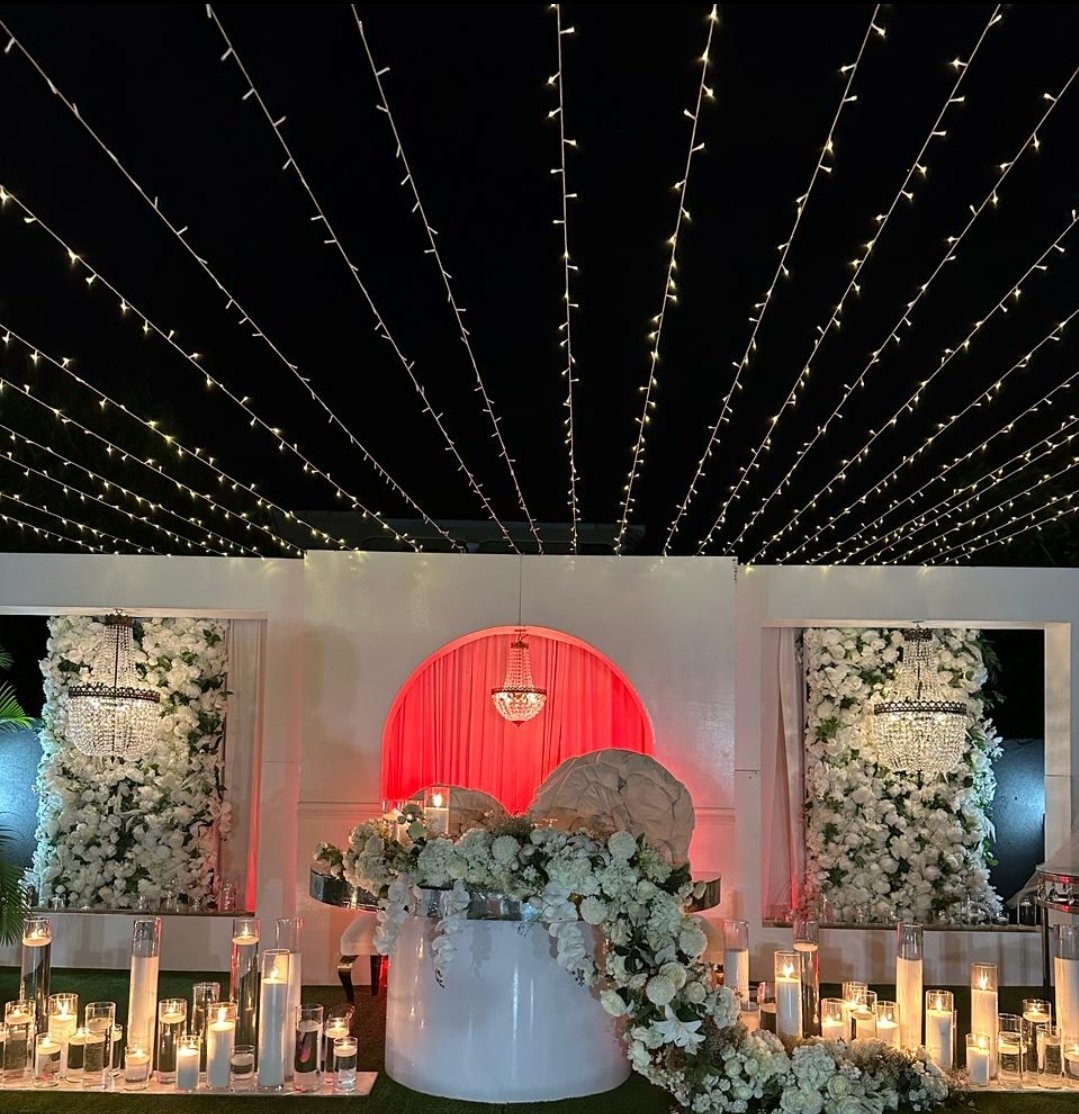 Romance Table Set