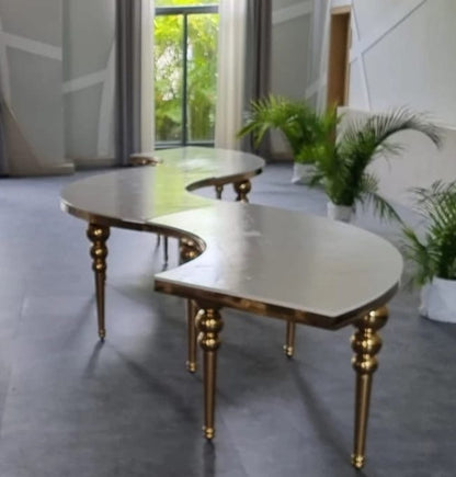 The Milani O Table