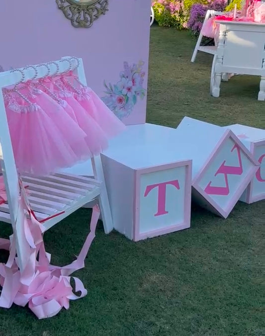 Kids Clothing Rack