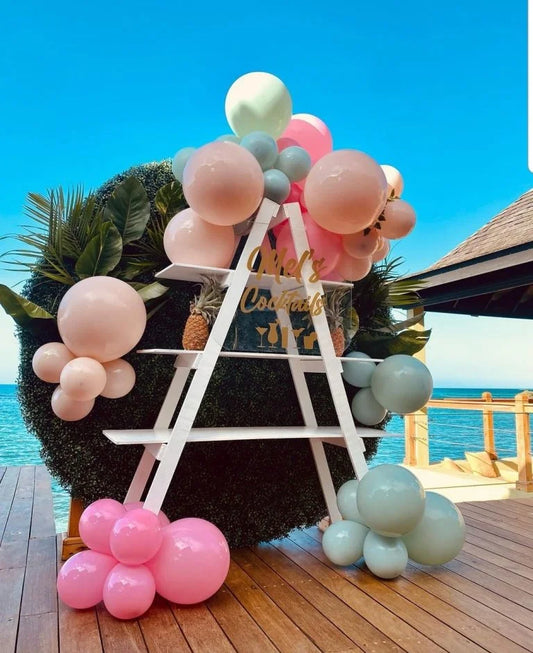 Round Boxwood Backdrop